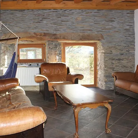 Het Huis Hiernaast * Nadrin